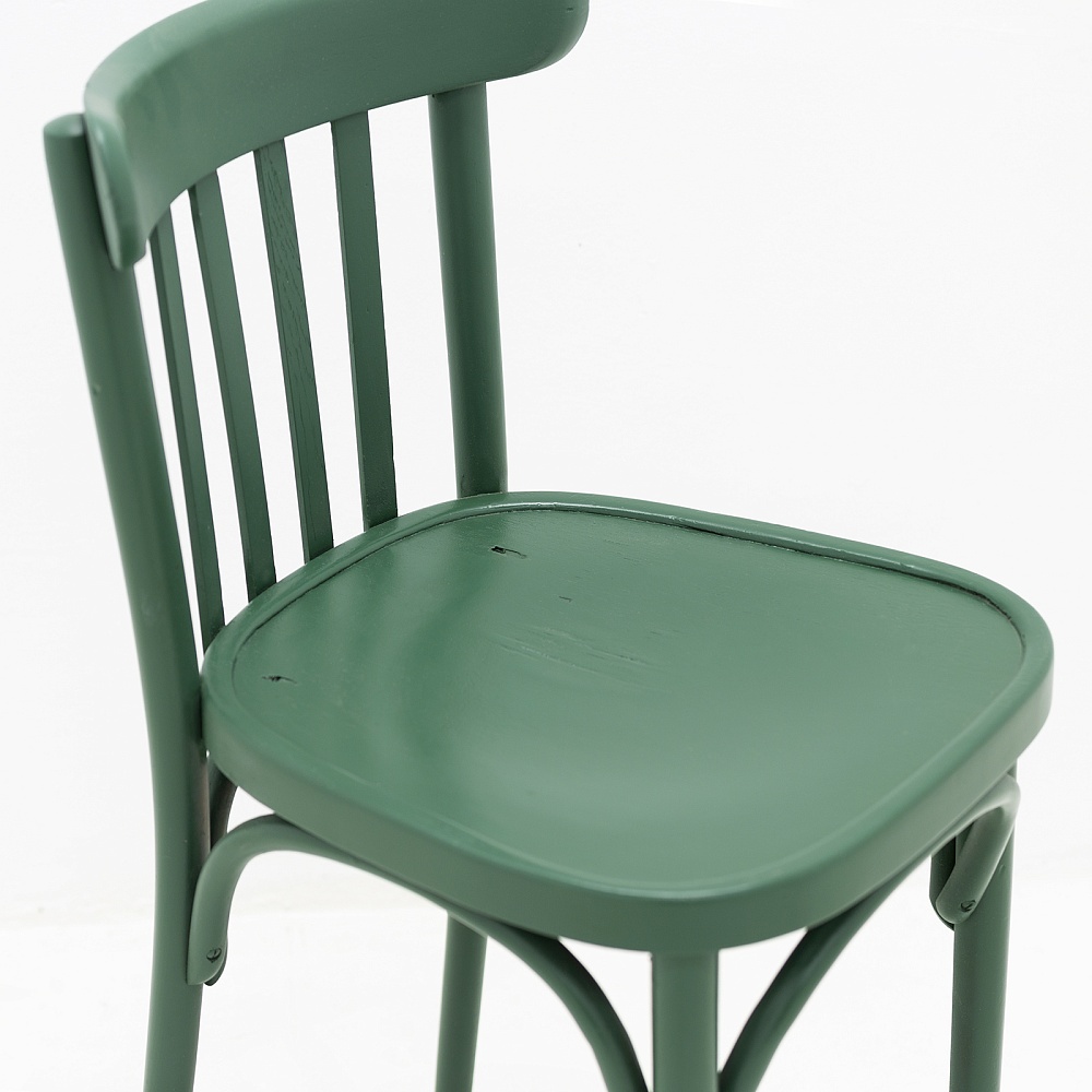 20241016 green chair 2 0030 square 1600.jpg
